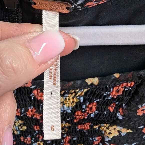 Free People Black Chiffon Floral Print Smocked Bust Boho Babydoll Mini Dress 6 - Picture 4 of 7